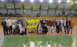 W IV Noworoczny Turnieju Piłki Halowej wygrał Dekorglass