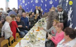 Kochamy babcie, kochamy dziadków