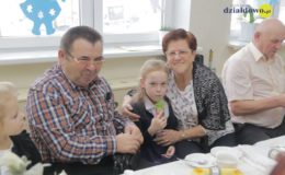Kochamy babcie, kochamy dziadków