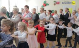Kochamy babcie, kochamy dziadków