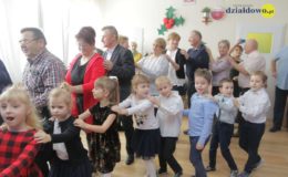 Kochamy babcie, kochamy dziadków