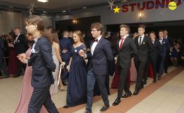 Zobaczcie jak na studniówce bawili się uczniowie II Liceum Ogólnokształcącego