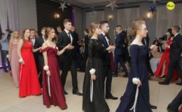 Zobaczcie jak na studniówce bawili się uczniowie II Liceum Ogólnokształcącego