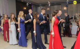 Zobaczcie jak na studniówce bawili się uczniowie II Liceum Ogólnokształcącego