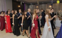 Zobaczcie jak na studniówce bawili się uczniowie II Liceum Ogólnokształcącego