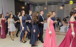 Zobaczcie jak na studniówce bawili się uczniowie II Liceum Ogólnokształcącego
