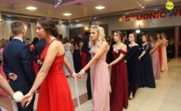 Zobaczcie jak na studniówce bawili się uczniowie II Liceum Ogólnokształcącego