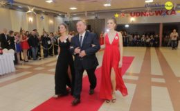 Zobaczcie jak na studniówce bawili się uczniowie II Liceum Ogólnokształcącego
