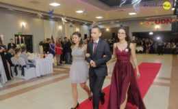 Zobaczcie jak na studniówce bawili się uczniowie II Liceum Ogólnokształcącego