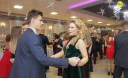 Zobaczcie jak na studniówce bawili się uczniowie II Liceum Ogólnokształcącego