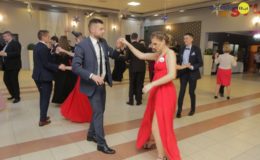 Zobaczcie jak na studniówce bawili się uczniowie II Liceum Ogólnokształcącego