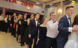 Zobaczcie jak na studniówce bawili się uczniowie II Liceum Ogólnokształcącego