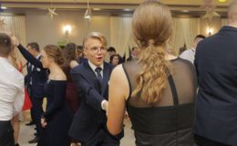 Zobaczcie jak na studniówce bawili się uczniowie II Liceum Ogólnokształcącego