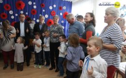 Były piosenki, wierszyki i tańce. Dzień Babci i Dziadka