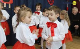 Dzień Babci i Dziadka w grupie Biedronek w Przedszkolu nr 1 w Działdowie