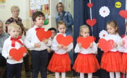 Dzień Babci i Dziadka w grupie Biedronek w Przedszkolu nr 1 w Działdowie