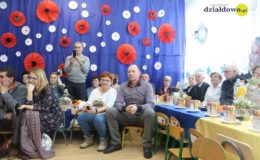 Dzień Babci i Dziadka w grupie Biedronek w Przedszkolu nr 1 w Działdowie