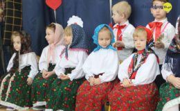 Dzień Babci i Dziadka w grupie Biedronek w Przedszkolu nr 1 w Działdowie