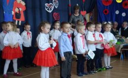 Dzień Babci i Dziadka w grupie Jeżyków w Przedszkolu nr 1 w Działdowie