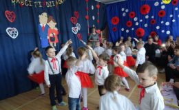Dzień Babci i Dziadka w grupie Jeżyków w Przedszkolu nr 1 w Działdowie