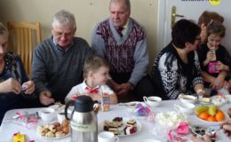 Dzień Babci i Dziadka w grupie Jeżyków w Przedszkolu nr 1 w Działdowie