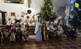 Jasełka podczas Mszy Świętej [zdjęcia, film]