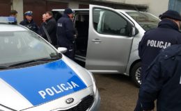 Podsumowanie roku 2018 w komendzie powiatowej policji w Działdowie oraz uroczyste przekazanie trzech radiowozów dla działdowskich policjantów