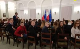 Młodzież z II LO spotkała się z Prezydentem RP Andrzejem Dudą