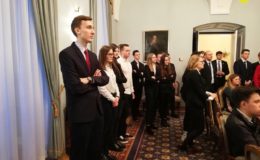 Młodzież z II LO spotkała się z Prezydentem RP Andrzejem Dudą