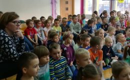 Kolędowanie z uczniami Szkoły Muzycznej w Przedszkolu nr 4
