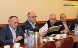 Stan powietrza, transport publiczny i drogi powiatowe