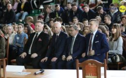 Właściwy wybór drogą do sukcesu. Konferencja i dzień otwarty w ZSZ w Iłowie [film, zdjęcia]