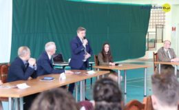 Właściwy wybór drogą do sukcesu. Konferencja i dzień otwarty w ZSZ w Iłowie