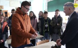 Właściwy wybór drogą do sukcesu. Konferencja i dzień otwarty w ZSZ w Iłowie