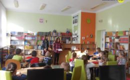 Pasowanie na czytelnika w Szkole Podstawowej nr 2 [zdjęcia]