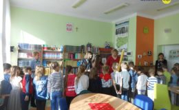 Pasowanie na czytelnika w Szkole Podstawowej nr 2