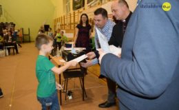 Za nami III Otwarty Turniej Szachowy w Uzdowie w ramach Grand Prix Województwa Warmińsko-Mazurskiego w szachach szybkich [zdjęcia]