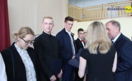 Pożegnanie maturzystów II Liceum Ogólnokształcącego w Działdowie
