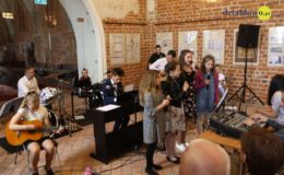 Wiosenne uniesienia – poezja w muzyce