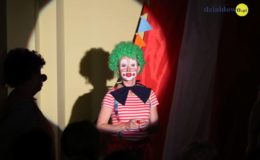 Clowni w wykonaniu Pewnych Niepewnych