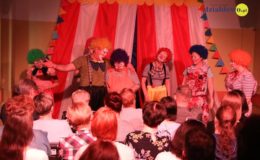Clowni w wykonaniu Pewnych Niepewnych