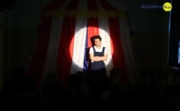 Clowni w wykonaniu Pewnych Niepewnych