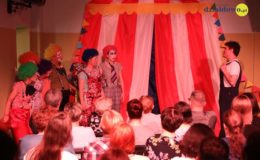 Clowni w wykonaniu Pewnych Niepewnych