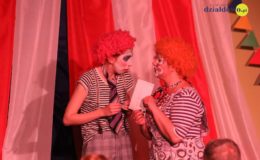Clowni w wykonaniu Pewnych Niepewnych