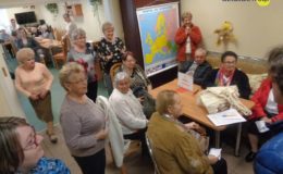 Seniorzy wzięli udział w Grze Miejskiej „Podróż po Unii Europejskiej”