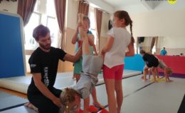 Akrobatyka i tricking na wesoło