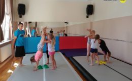 Akrobatyka i tricking na wesoło