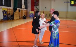 Gimnazjaliści, ósmoklasiści i uczniowie „Jedynki” pożegnali szkołę