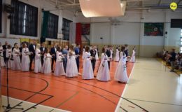 Gimnazjaliści, ósmoklasiści i uczniowie „Jedynki” pożegnali szkołę
