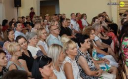 Zakończenie roku szkolnego klas siódmych i ósmych w SP 4 [zdjęcia, film]